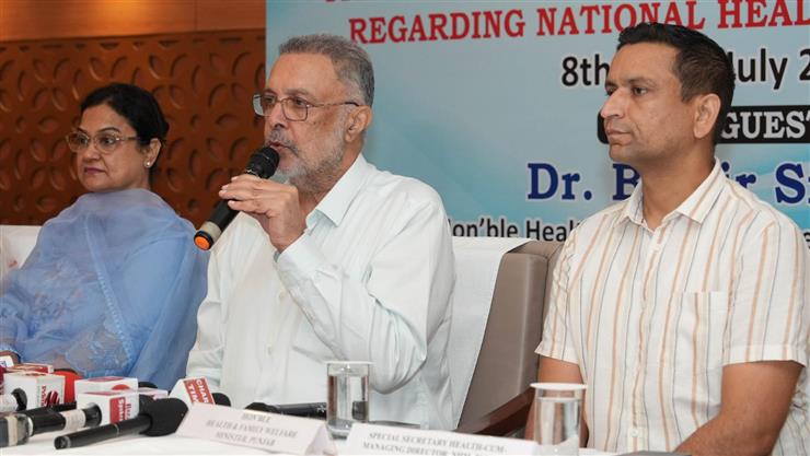 स्वास्थ्य मंत्री डॉ. बलबीर सिंह ने चिकित्सा सेवा में उत्कृष्ट योगदान के लिए डॉक्टरों के लिए राज्य पुरस्कारों की भी घोषणा की 1 स्वास्थ्य मंत्री डॉ. बलबीर सिंह ने चिकित्सा सेवा में उत्कृष्ट योगदान के लिए डॉक्टरों के लिए राज्य पुरस्कारों की भी घोषणा की