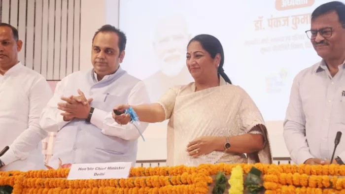 दिल्ली में मुख्यमंत्री रेखा गुप्ता ने शुरू किया HIMS, डिजिटल नेटवर्क से जुड़े अस्पताल और मरीज