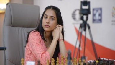 FIDE Womens Chess World Cup 2025: दिव्या देशमुख बनीं चैंपियन, कोनेरू हम्पी को हराकर रचा इतिहास