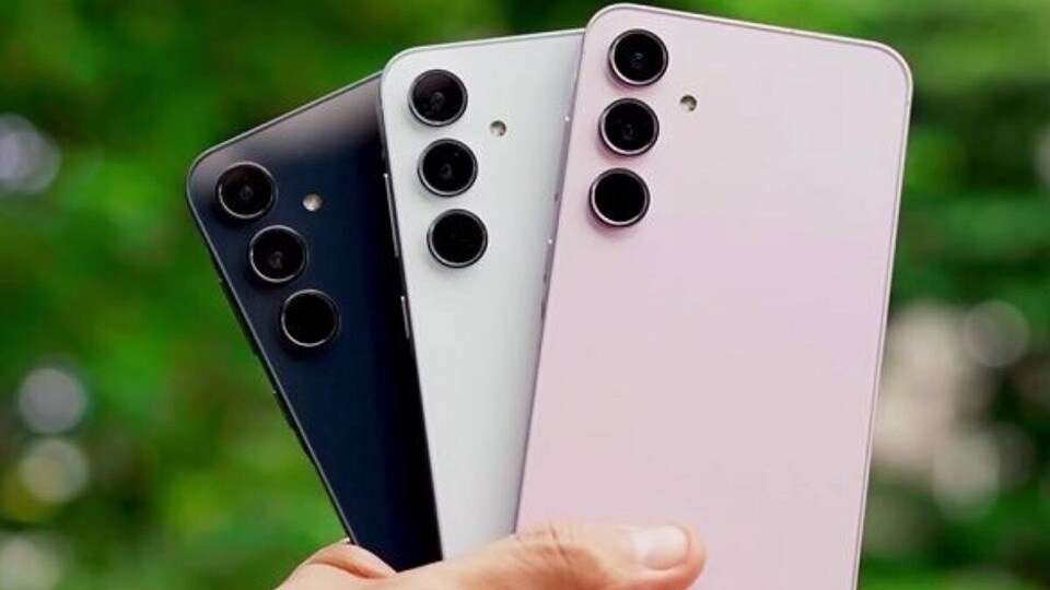 प्राइम डे सेल: 15 हजार रुपये तक सस्ते हुए Samsung और OnePlus के फोन, प्राइम डे सेल आज खत्म – इयरबड्स भी फ्री