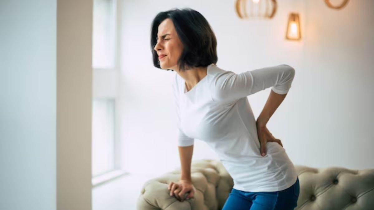 Health Tips: ये फूड्स शरीर से कैल्शियम को धीरे-धीरे चूस लेते हैं, इससे हड्डियां उम्र से पहले ही बजने लगेंगी