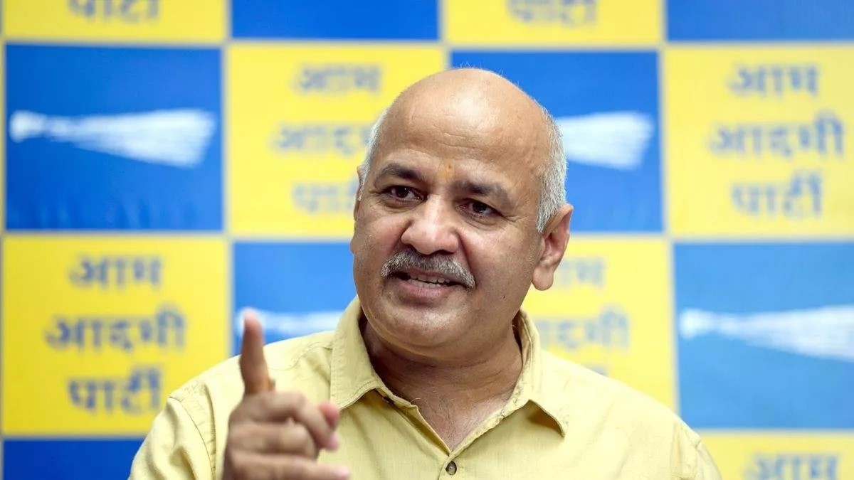 Manish Sisodia ने दिल्ली सरकार पर निशाना साधते हुए कहा, "मीडिल क्लास को नई गाड़ियां खरीदने के लिए मजबूर किया"