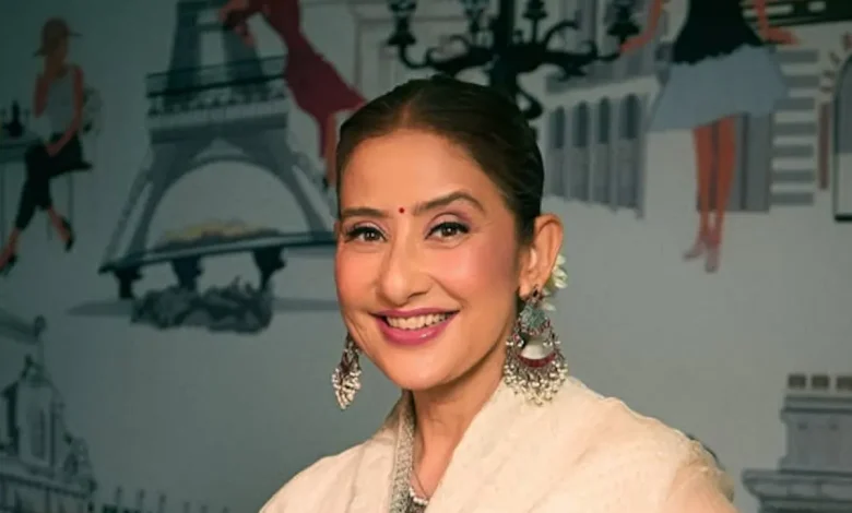 मनीषा कोइराला को तलाक के बाद हुआ कैंसर, दोस्तों ने छोड़ा साथ: 12 साल बाद शानदार वापसी ने मचाया तहलका 1 मनीषा कोइराला को तलाक के बाद हुआ कैंसर, दोस्तों ने छोड़ा साथ: 12 साल बाद शानदार वापसी ने मचाया तहलका