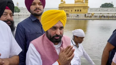 सीएम भगवंत मान ने हरमंदिर साहिब में माथा टेका, अपराधियों के खिलाफ सख्त कार्रवाई का दिया आश्वासन