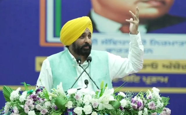 मुख्यमंत्री भगवंत मान का युवाओं को बड़ा तोहफा, वन विभाग में 942 नियुक्तियां और पर्यावरण बचाने का संदेश