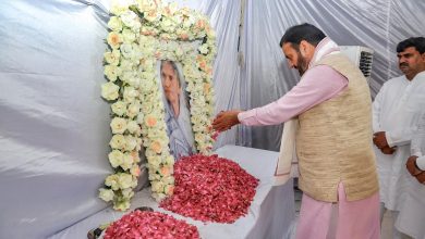 सीएम नायब सिंह सैनी ने धर्मपाल सिंह की माता को दी श्रद्धांजलि, कई दिग्गज नेताओं ने जताया शोक