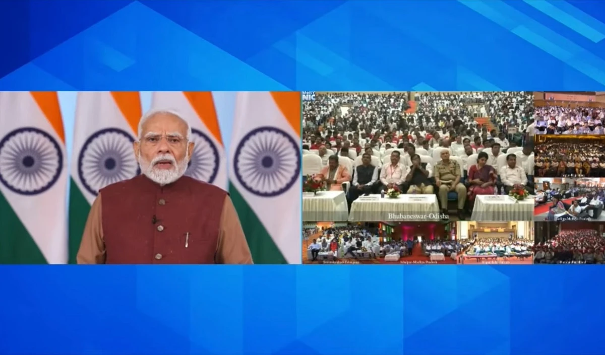 रोजगार मेला 2025: पीएम मोदी ने 51,000 युवाओं को सौंपे नियुक्ति पत्र, बोले - अब भर्ती "बिना पर्ची, बिना खर्ची"