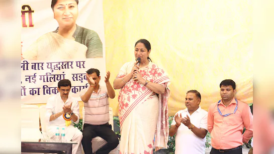 दिल्ली में झुग्गी बस्तियों के पुनर्विकास के लिए सरकार ने किया ₹700 करोड़ का बजट जारी