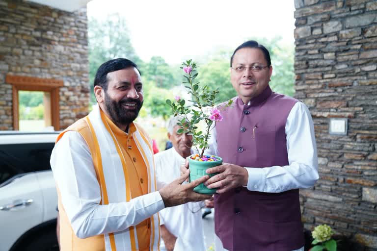 सीएम नायब सैनी ने उत्तराखंड में सीएम पुष्कर धामी से की अहम बैठाक, हरियाणा की योजनाओं पर विस्तार से चर्चा