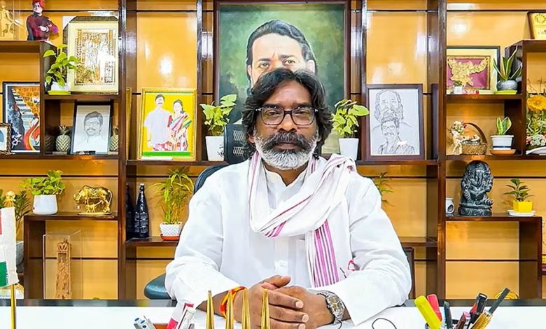 Jharkhand Govt: रांची में 2 लाख से अधिक लाभुकों को पेंशन का भुगतान, 23 करोड़ से ज्यादा रुपये DBT के माध्यम से सीधे खातों में ट्रांसफर 1 Jharkhand Govt: रांची में 2 लाख से अधिक लाभुकों को पेंशन का भुगतान, 23 करोड़ से ज्यादा रुपये DBT के माध्यम से सीधे खातों में ट्रांसफर