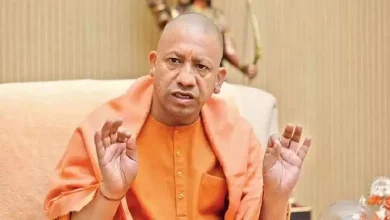 मुख्यमंत्री योगी आदित्यनाथ: सोशल मीडिया पर फर्जी अकाउंट से माहौल बिगाड़ने वालों पर सख्त कार्रवाई के निर्देश