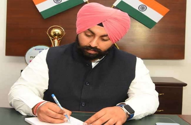 पंजाब उच्च शिक्षा विभाग ने 27 प्रोफेसरों को प्रिंसिपल पद पर पदोन्नत किया, हरजोत सिंह बैंस ने दी बधाई