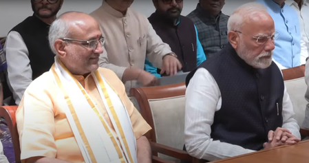 उपराष्ट्रपति चुनाव 2025: सीपी राधाकृष्णन ने किया नामांकन, पीएम मोदी बने प्रस्तावक