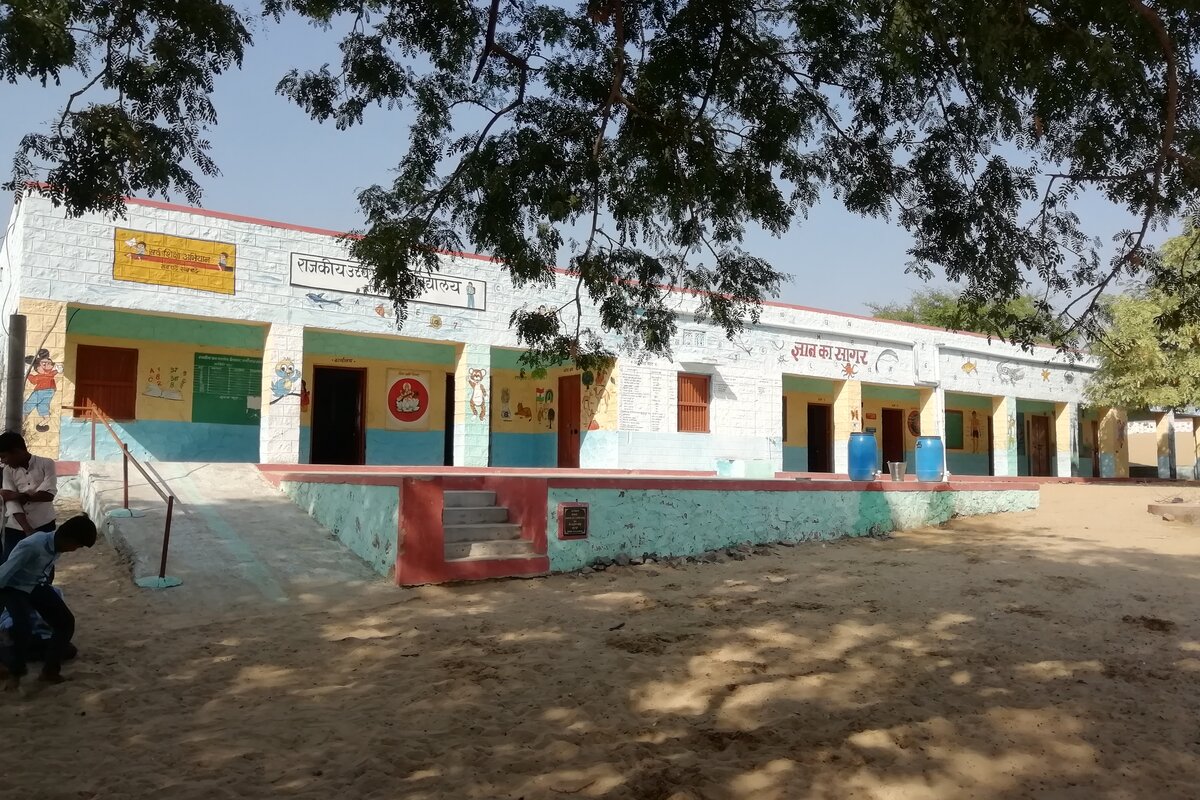 हरियाणा मानवाधिकार आयोग: हिसार के 27 सरकारी स्कूलों में जर्जर इमारतों में जारी पढ़ाई, 8 हफ्तों में रिपोर्ट तलब की