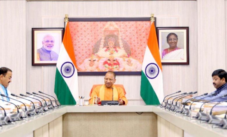 योगी कैबिनेट की बड़ी बैठक आज, छात्रों के लिए नई स्कॉलरशिप और महिला बटालियन को मिलेंगे 82 वाहन