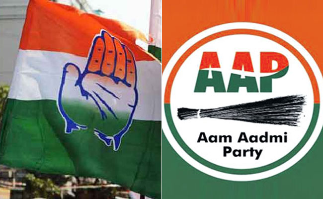 Punjab News: पंजाब में कांग्रेस को बड़ा झटका- अमृतसर के दो पार्षदों ने किया AAP में शामिल