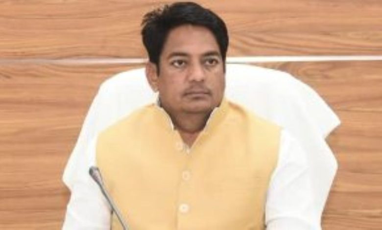 राजस्थान के मंत्री अविनाश गहलोत ने राहुल गांधी और विपक्ष पर साधा तीखा निशाना, सब-इंस्पेक्टर भर्ती रद्दीकरण पर भी जताई प्रतिक्रिया