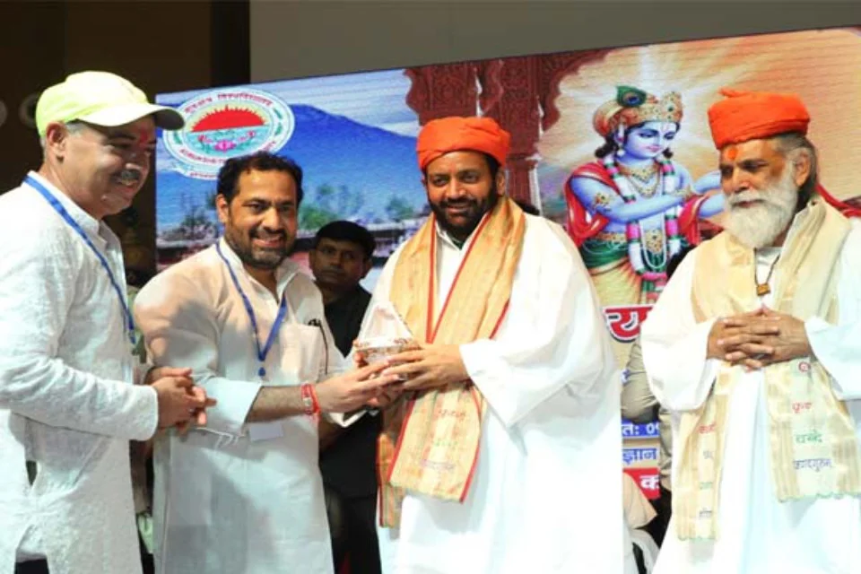 मुख्यमंत्री नायब सिंह सैनी ने किया घोषणा: इस बार अंतर्राष्ट्रीय गीता उत्सव इंडोनेशिया में मनाया जाएगा