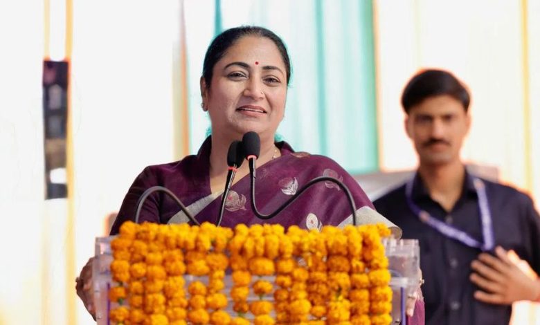 दिल्ली में बदला विकास का मंजर: सीएम रेखा गुप्ता ने किया जन सेवा केंद्र का उद्घाटन