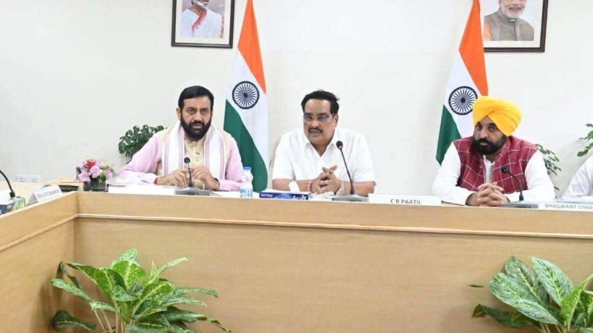 SYL नहर निर्माण पर सहमति विफल, पंजाब-हरियाणा मुख्यमंत्रियों की बैठक बेनतीजा 12 SYL नहर निर्माण पर सहमति विफल, पंजाब-हरियाणा मुख्यमंत्रियों की बैठक बेनतीजा