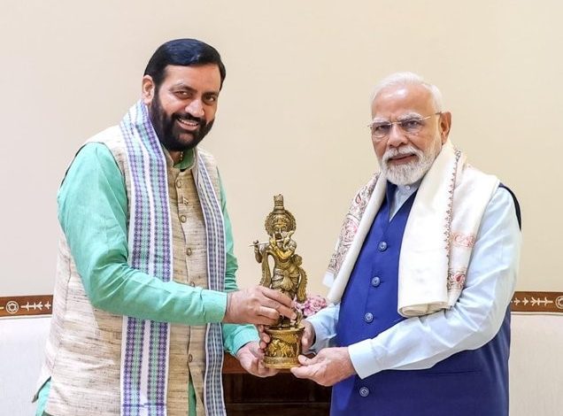 सांसदों के कार्यों में देरी नहीं होगी बर्दाश्त, सीएम नायब सैनी ने अधिकारियों को दिए सख्त निर्देश