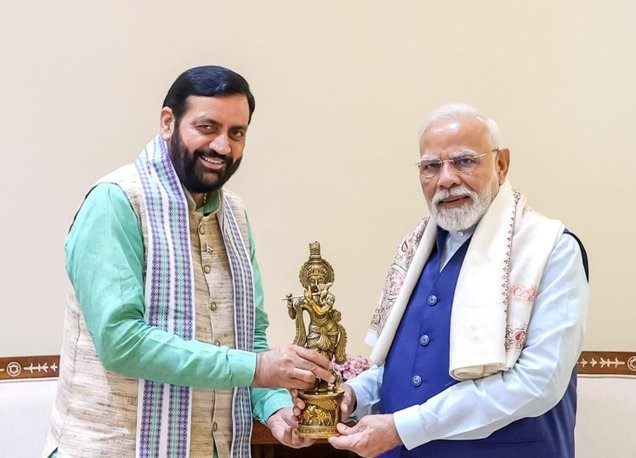 सांसदों के कार्यों में देरी नहीं होगी बर्दाश्त, सीएम नायब सैनी ने अधिकारियों को दिए सख्त निर्देश