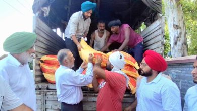 मान सरकार ने बढ़ाया मदद का हाथ, विधायकों और मंत्रियों ने बांटी राहत सामग्री