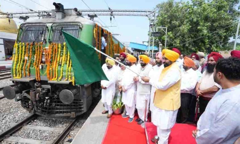 पंजाब के सीएम भगवंत सिंह मान का फतेहगढ़ साहिब दौरा, 500 महिला पंच-सरपंचों को महाराष्ट्र भेजा