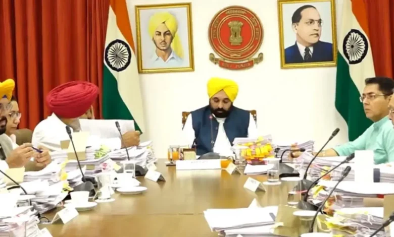 मानवीय पहल में, मुख्यमंत्री भगवंत मान, मंत्रिमंडल के मंत्री और सभी AAP विधायक बाढ़ राहत के लिए दान करेंगे एक महीने का वेतन