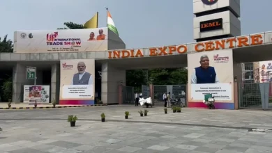 UP International Trade Show 2025: ग्रेटर नोएडा में तैयारियां तेज, डीएम मेधा रूपम ने की समीक्षा बैठक, दिए सख्त निर्देश