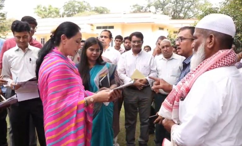 उपमुख्यमंत्री दिया कुमारी ने जनसुनवाई में सुनी आमजन की समस्याएं, अधिकारियों को दिए त्वरित समाधान के निर्देश