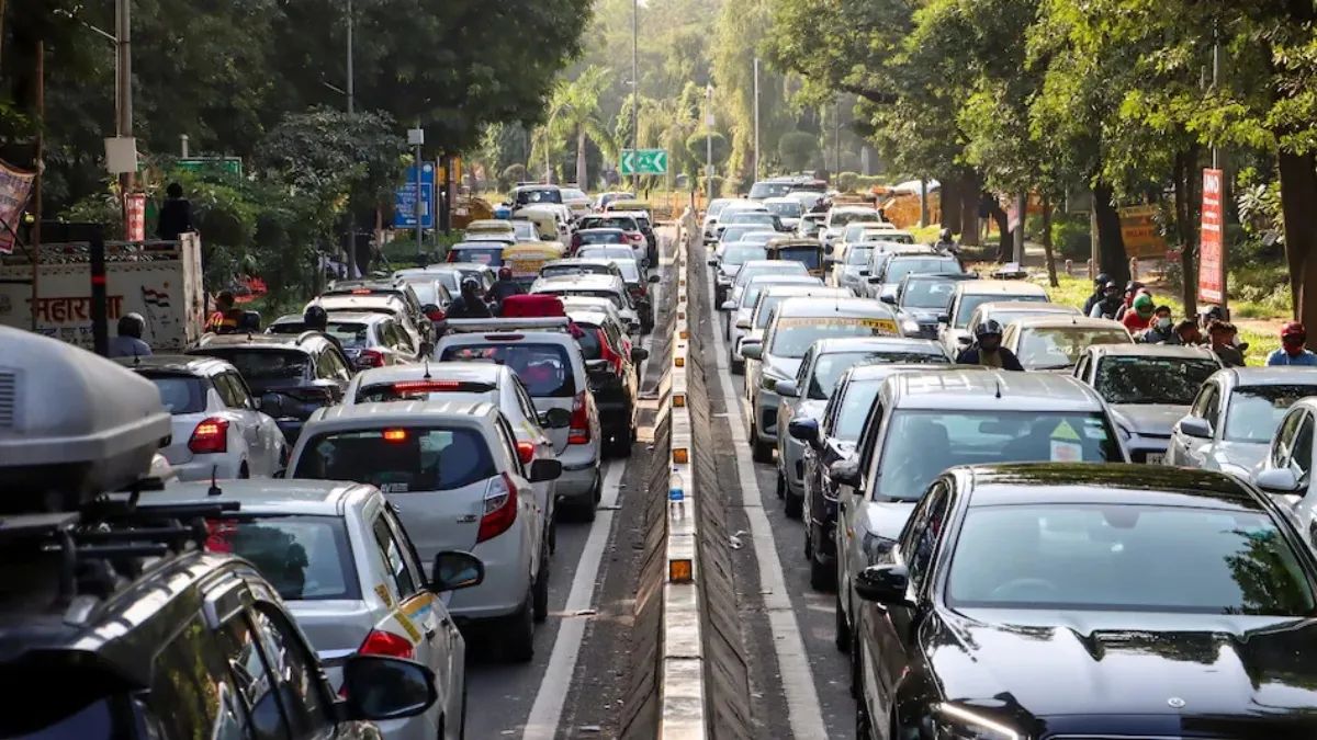 उत्तर प्रदेश में 50 साल से पुरानी गाड़ियों के लिए बड़ी राहत, अब कर सकेंगे विंटेज पंजीकरण