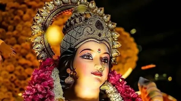 Shardiya Navratri 2025: इस बार 9 नहीं 10 दिन चलेंगे नवरात्र, जानें क्या है कारण और इसका शुभ-अशुभ प्रभाव