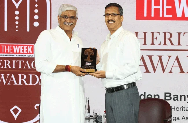 उत्तराखंड को पर्यटन क्षेत्र में मिला गोल्डन बैन्यान अवार्ड, ऋषिकेश गंगा आरती और चारधाम यात्रा को मिला विशेष सम्मान