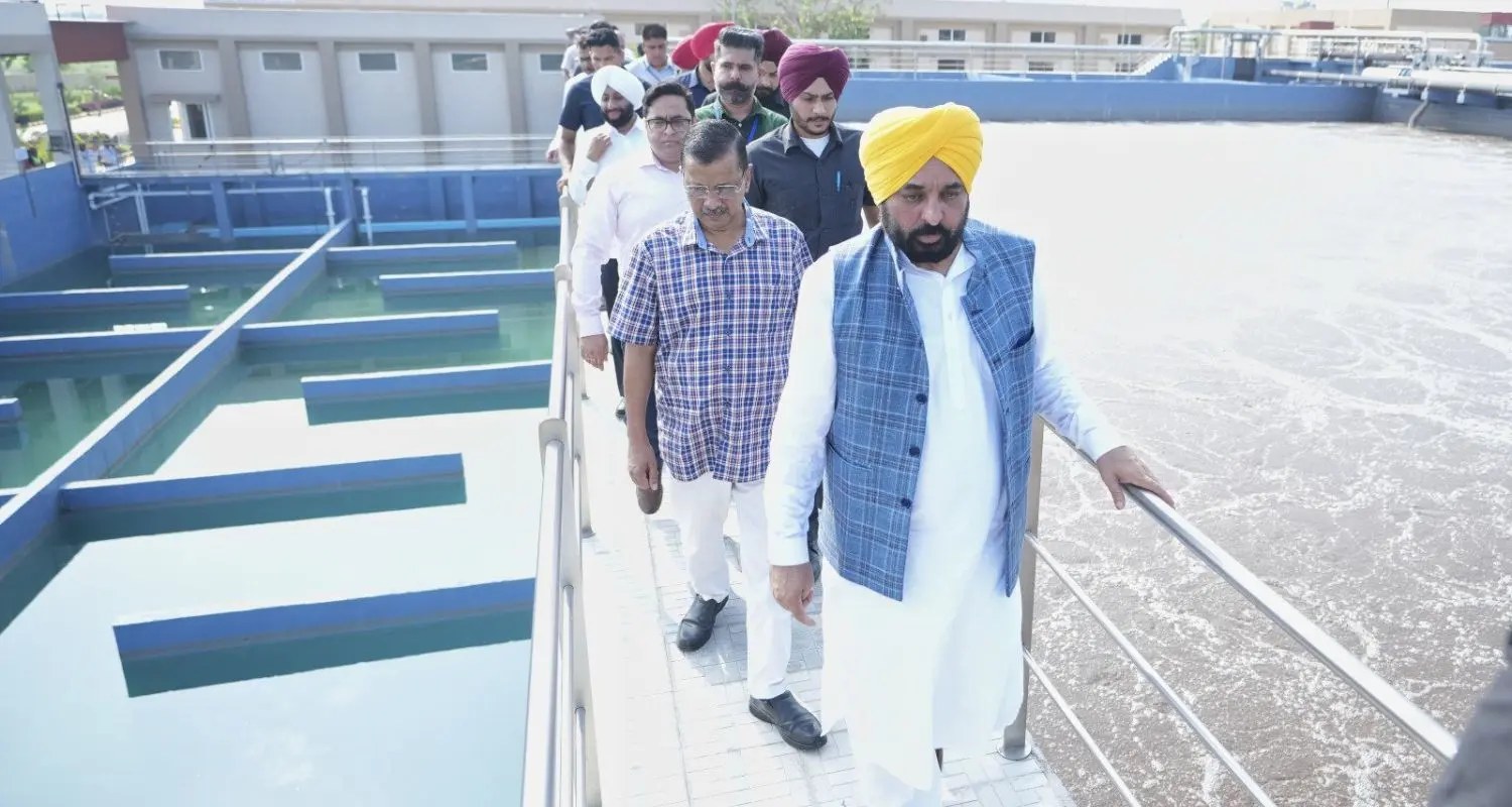 पंजाब बाढ़ राहत: मुख्यमंत्री भगवंत मान और अरविंद केजरीवाल ने संभाली बाढ़ राहत की कमान 12 पंजाब बाढ़ राहत: मुख्यमंत्री भगवंत मान और अरविंद केजरीवाल ने संभाली बाढ़ राहत की कमान