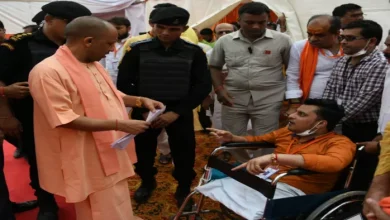 सीएम योगी आदित्यनाथ ने दिव्यांगजनों की प्रतिभा की सराहना की, निशुल्क कृत्रिम पैर प्रत्यारोपण शिविर का समापन