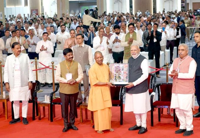 प्रधानमंत्री मोदी ने यूपी इंटरनेशनल ट्रेड शो का उद्घाटन किया; मुख्यमंत्री योगी बोले- उत्तर प्रदेश देश का शीर्ष जीआई कैपिटल