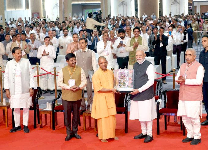 प्रधानमंत्री मोदी ने यूपी इंटरनेशनल ट्रेड शो का उद्घाटन किया; मुख्यमंत्री योगी बोले- उत्तर प्रदेश देश का शीर्ष जीआई कैपिटल