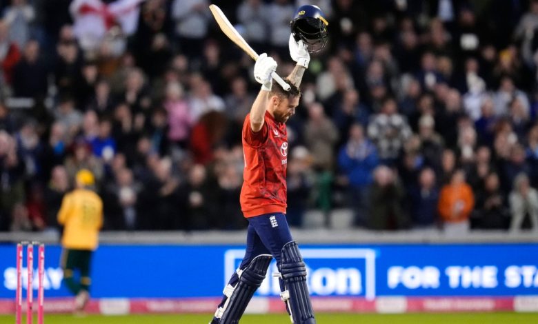 इंग्लैंड के फिल सॉल्ट ने बनाया तूफानी शतक, रोहित शर्मा के T20I रिकॉर्ड पर खतरा मंडराया