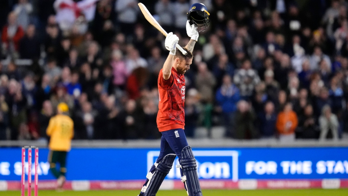 इंग्लैंड के फिल सॉल्ट ने बनाया तूफानी शतक, रोहित शर्मा के T20I रिकॉर्ड पर खतरा मंडराया