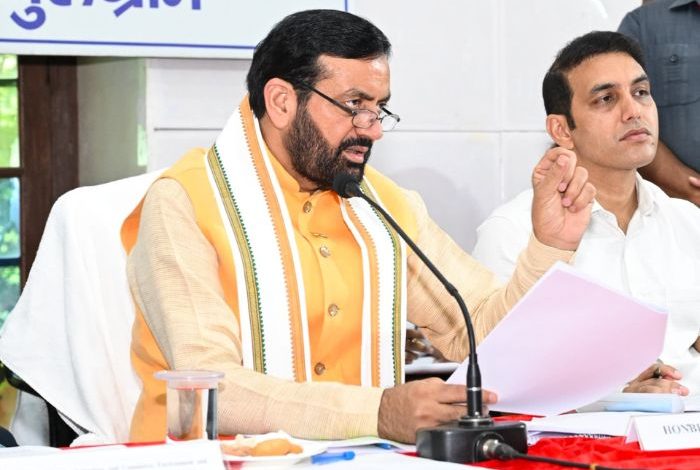 16 साल पुरानी शिकायत का समाधान: गुरुग्राम कष्ट निवारण समिति बैठक में मुख्यमंत्री नायब सिंह सैनी ने की त्वरित कार्रवाई