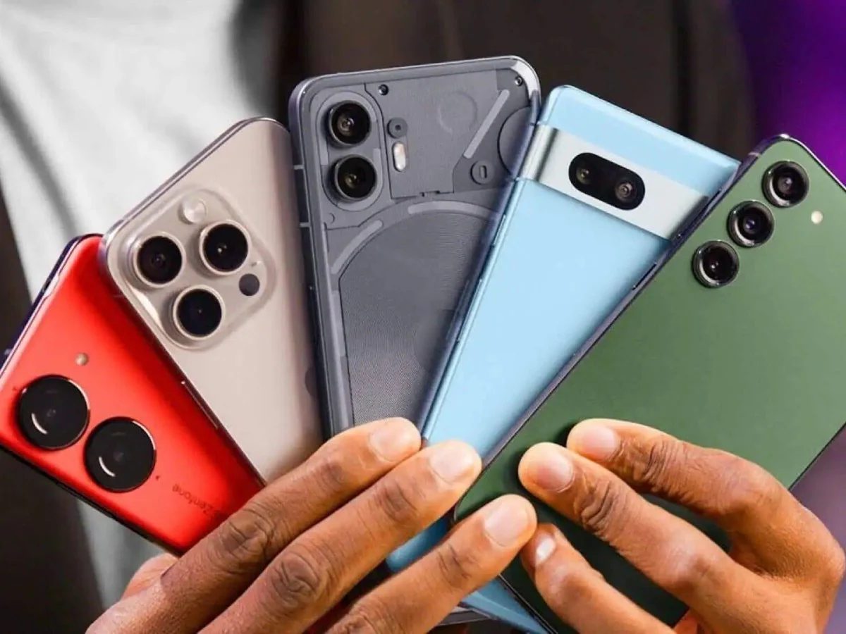 GST On Mobile Phones: GST में कटौती से क्या मोबाइल फोन होंगे सस्ते? जानिए सरकार ने क्या बदला