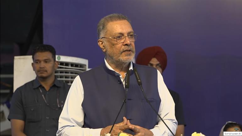 पंजाब में विशेष स्वास्थ्य अभियान से राहत: बाढ़ प्रभावित 2303 गांवों में 2.47 लाख लोगों का इलाज, मलेरिया के सिर्फ 5 केस