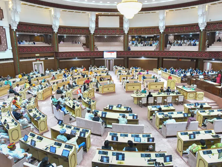 राजस्थान में धर्मांतरण विरोधी बिल पास, क्या विदेशी फंडिंग है असली वजह? सरकार ने लव जिहाद पर दिया साफ जवाब