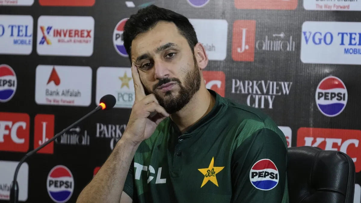 Asia Cup 2025: पाकिस्तान के कप्तान सलमान आगा की फिटनेस पर उठे सवाल, टीम की मुश्किलें बढ़ने का खतरा