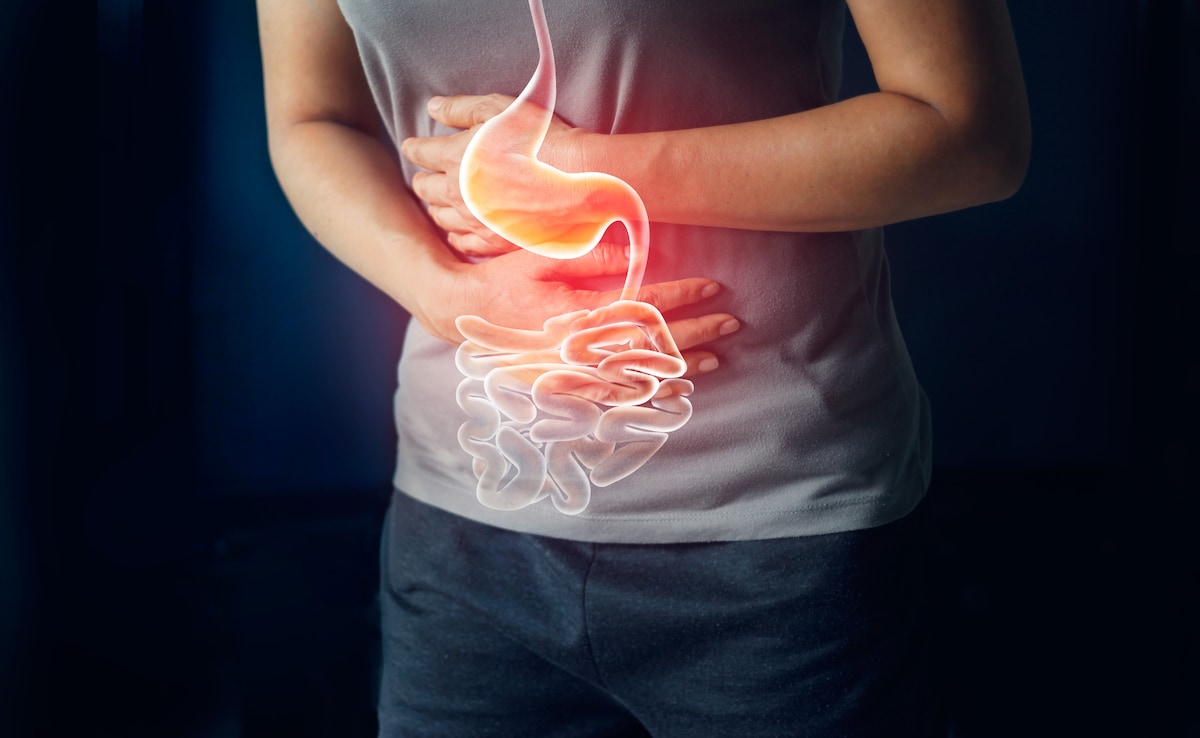 पेट में ब्लोटिंग और गैस से तुरंत राहत पाने के आसान घरेलू उपाय