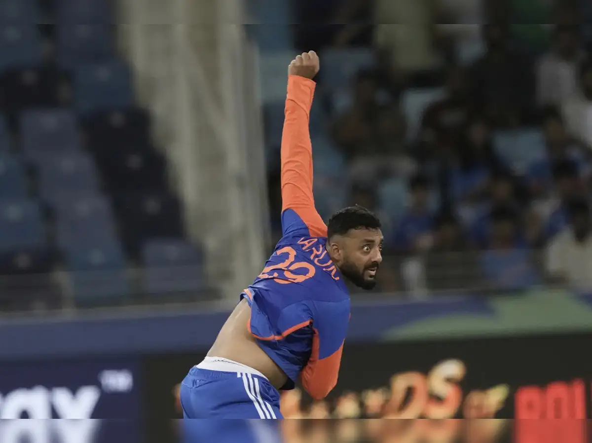 वरुण चक्रवर्ती ने ICC T20I रैंकिंग में किया बड़ा छलांग, बने नंबर वन गेंदबाज