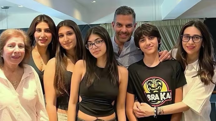 संजय कपूर की 30,000 करोड़ की संपत्ति पर विवाद तेज, करिश्मा कपूर के बच्चों ने सौतेली मां प्रिया सचदेव पर लगाया फ्रॉड का आरोप