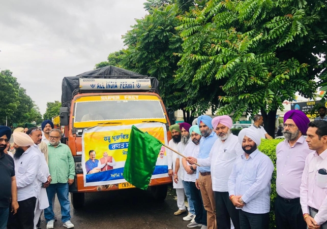 बाढ़ पीड़ितों की मदद के लिए पंजाब सरकार का बड़ा राहत अभियान जारी