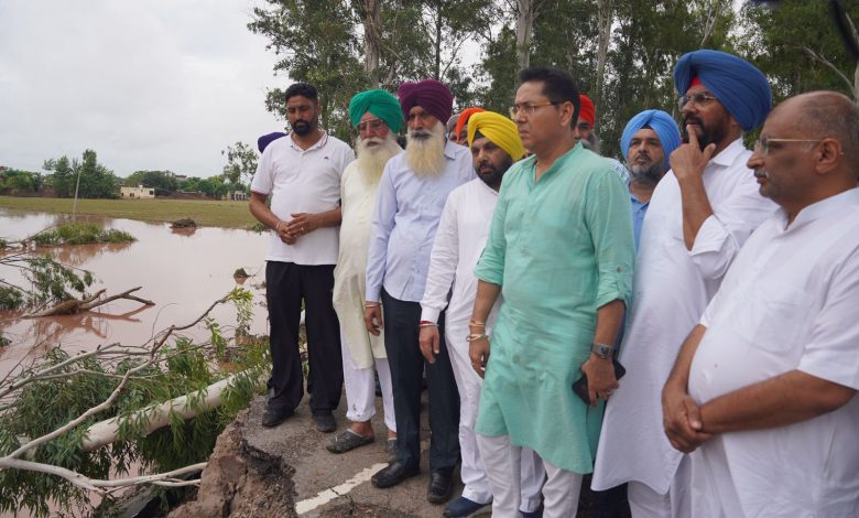 पंजाब सरकार की बाढ़ प्रभावित गांवों में राहत एवं पुनर्वास कार्यों की ज़मीनी निगरानी, मुख्यमंत्री भगवंत सिंह मान के निर्देश